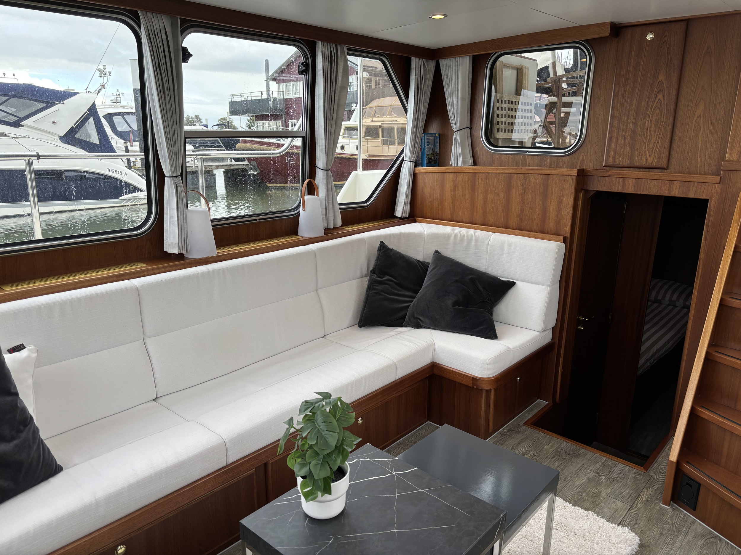 Alm Kruiser 12.50 AK — foto 13 van 28