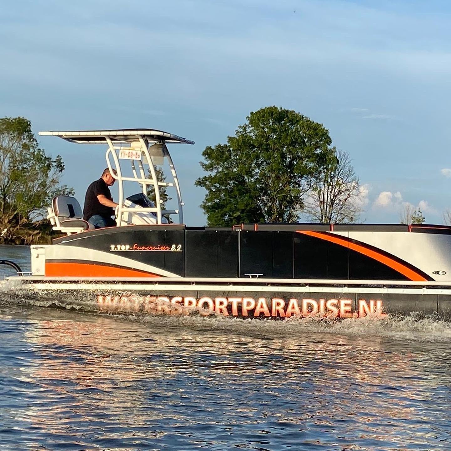 T.top Funcruiser 8.2 Verado 300 Pontoonboot — foto 4 van 42
