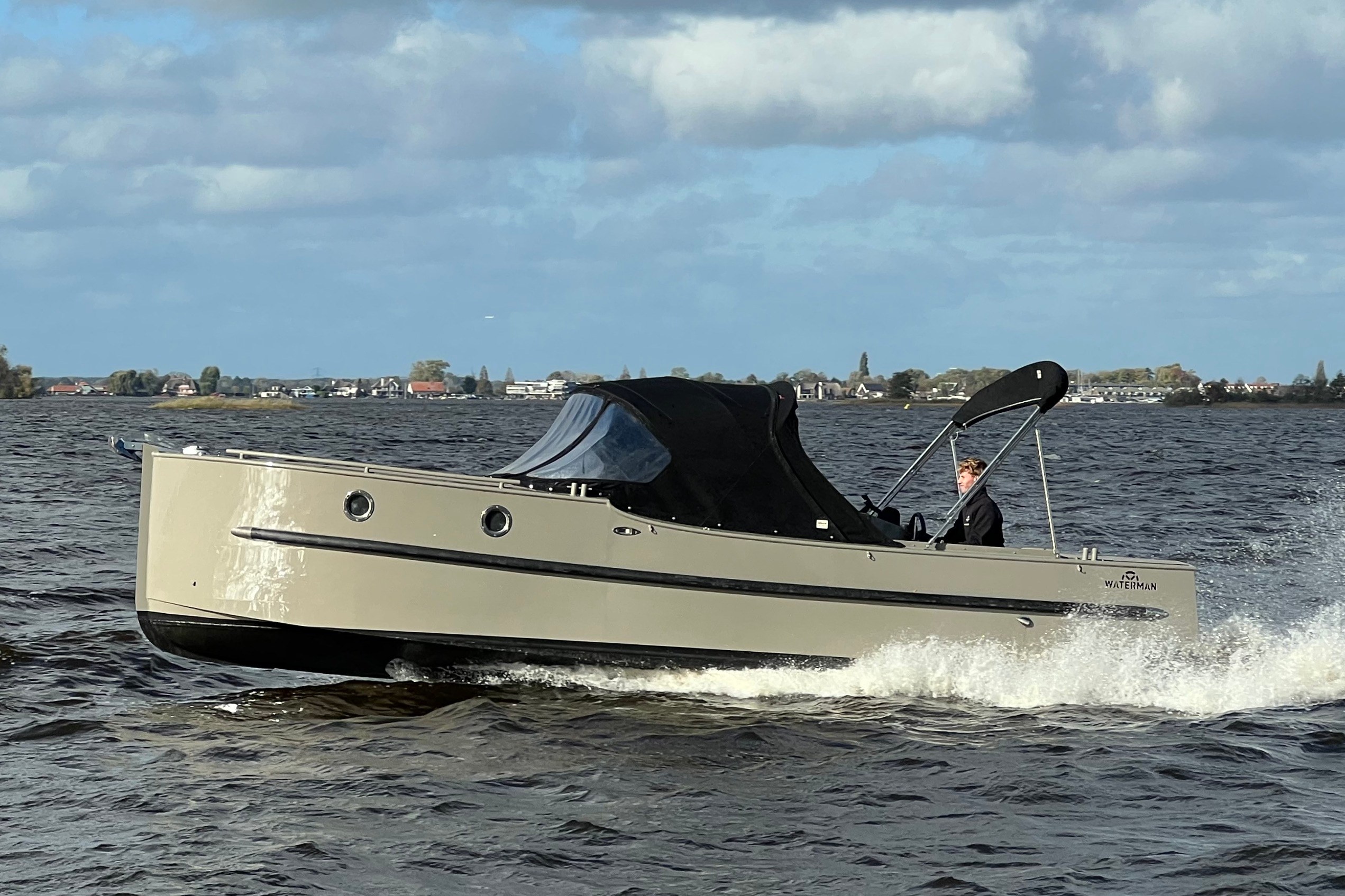 Waterman 8.0 Cabin — foto 3 van 36