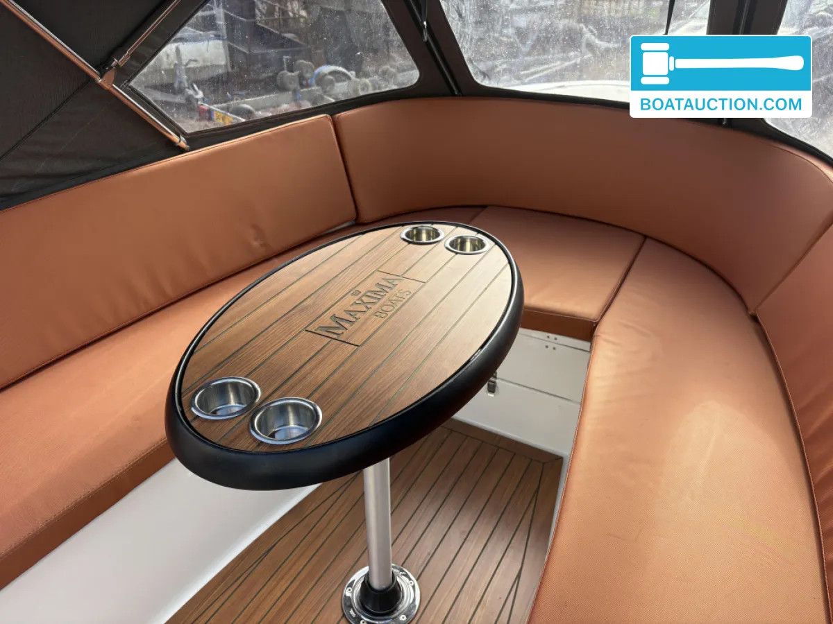 Maxima 600 Tender nu in de online veiling. — foto 11 van 19