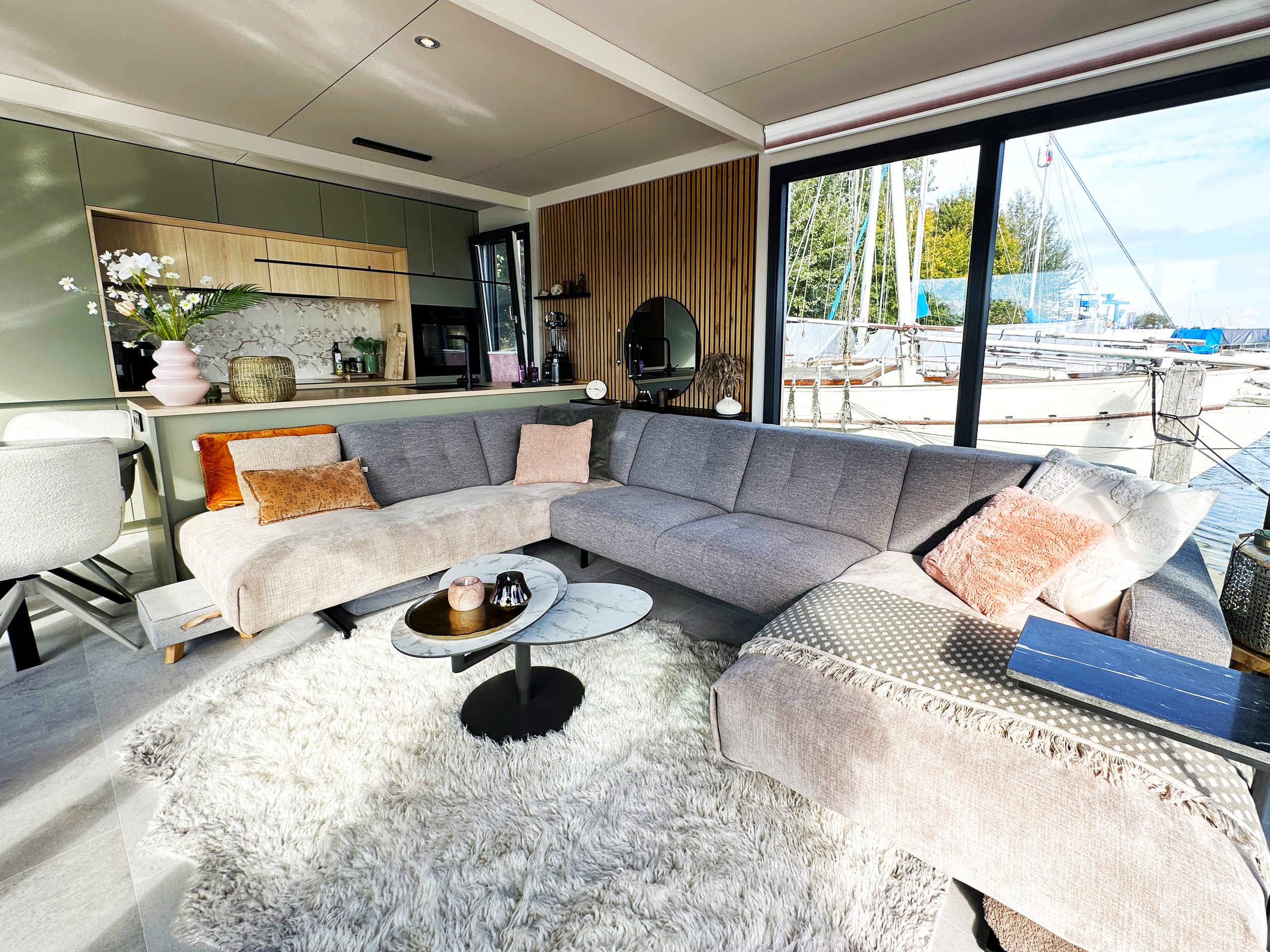 HT-Lofts Houseboat 15m Electric Propulsion — foto 11 van 39