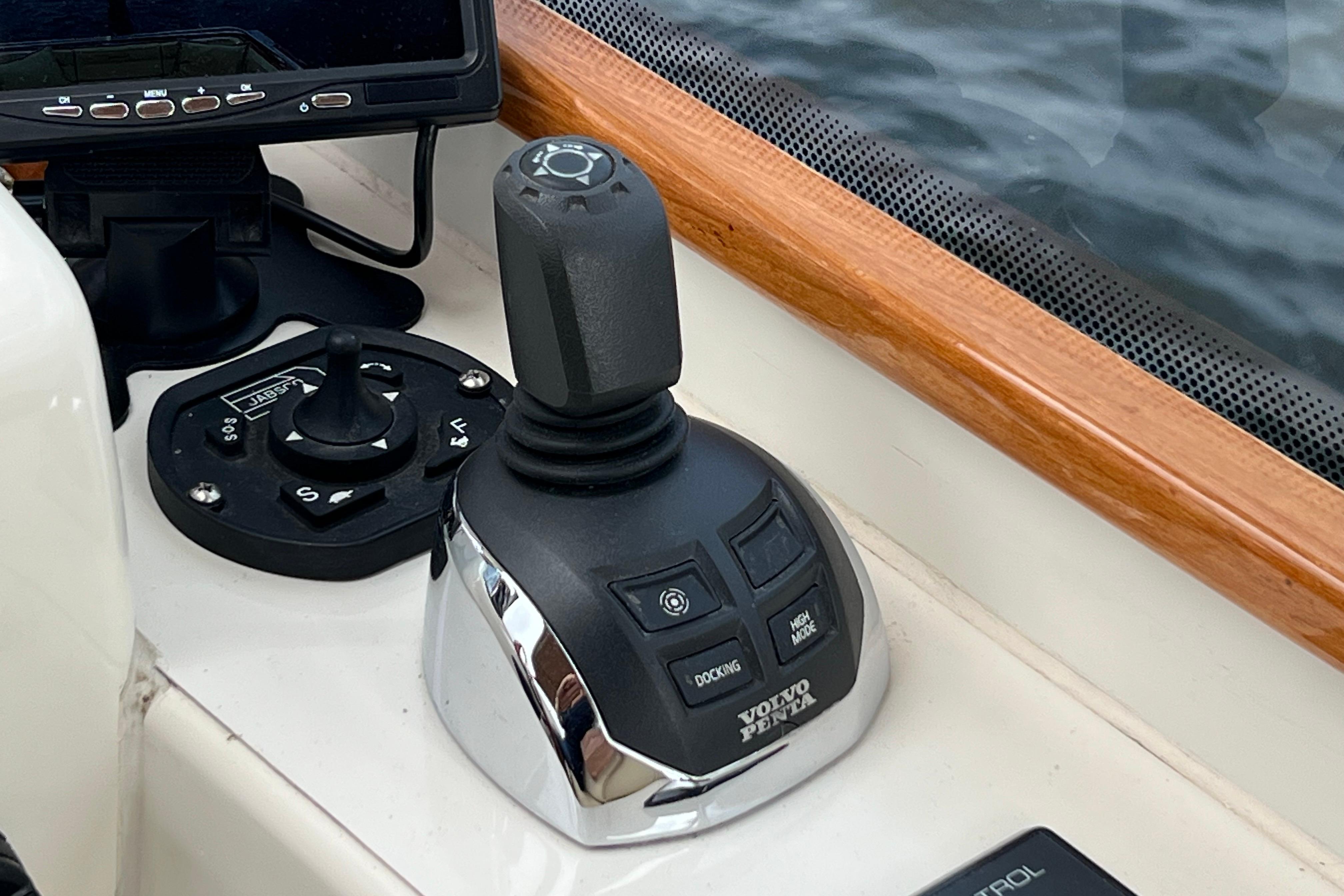 Long Island 40 Runabout — foto 40 van 71