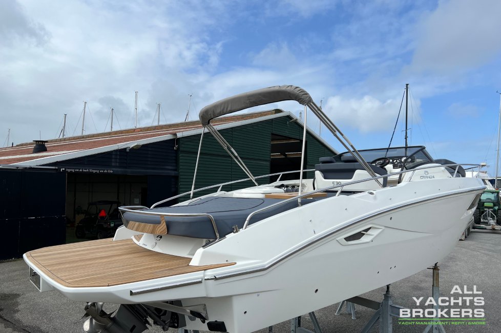 Cranchi Endurance E30 — foto 7 van 12