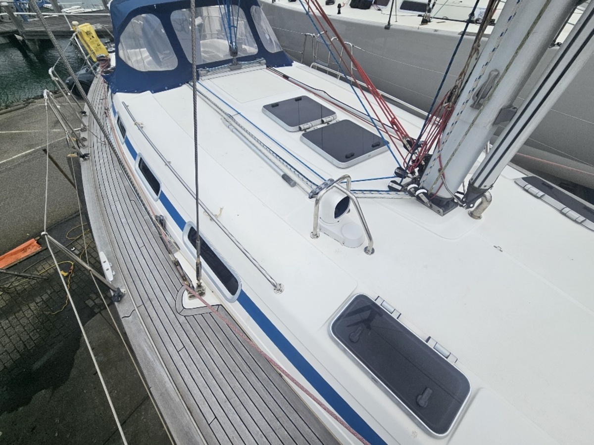 Bavaria 42 Cruiser — foto 18 van 28