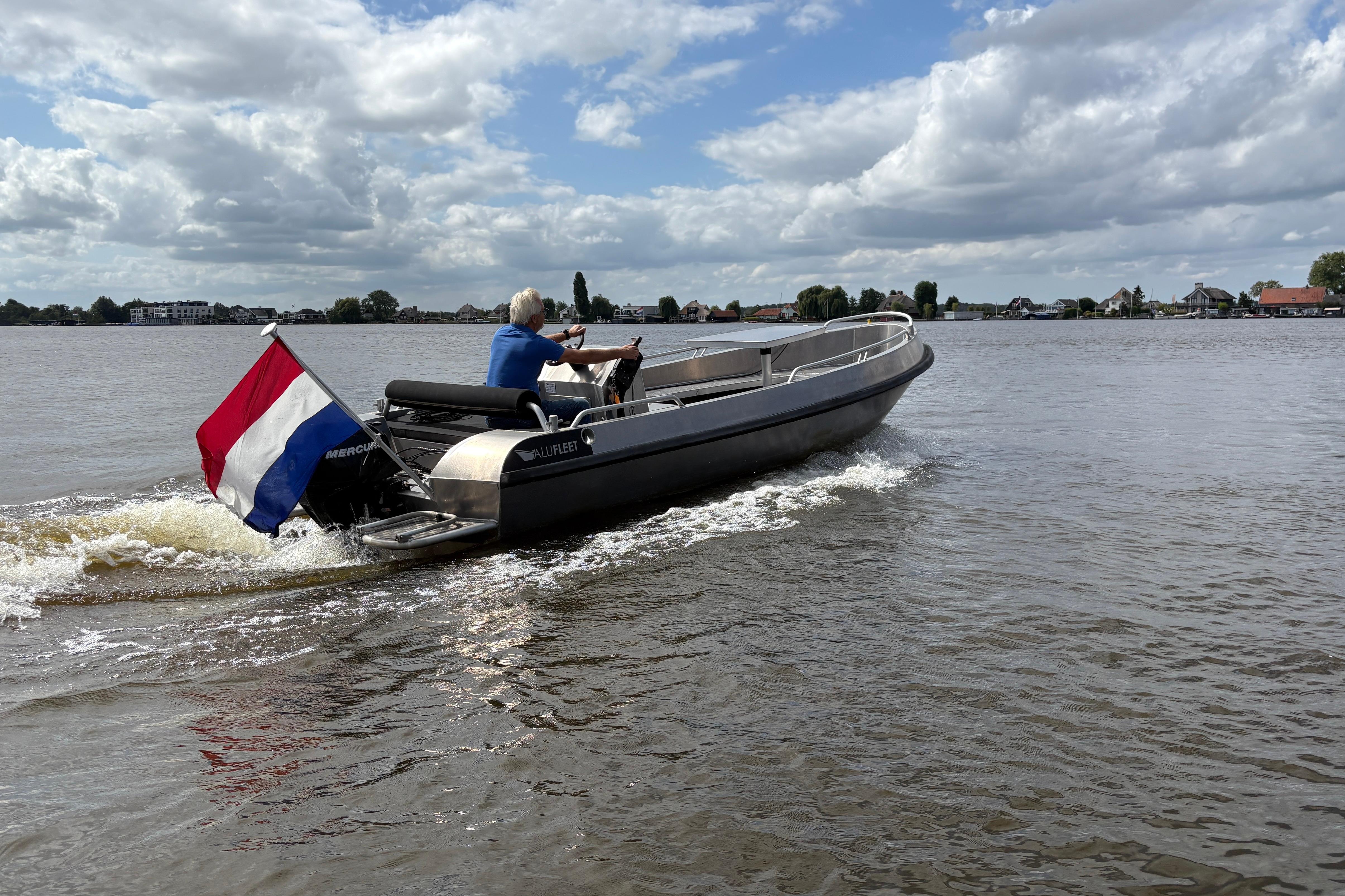 Alufleet tourer 555 — foto 6 van 20