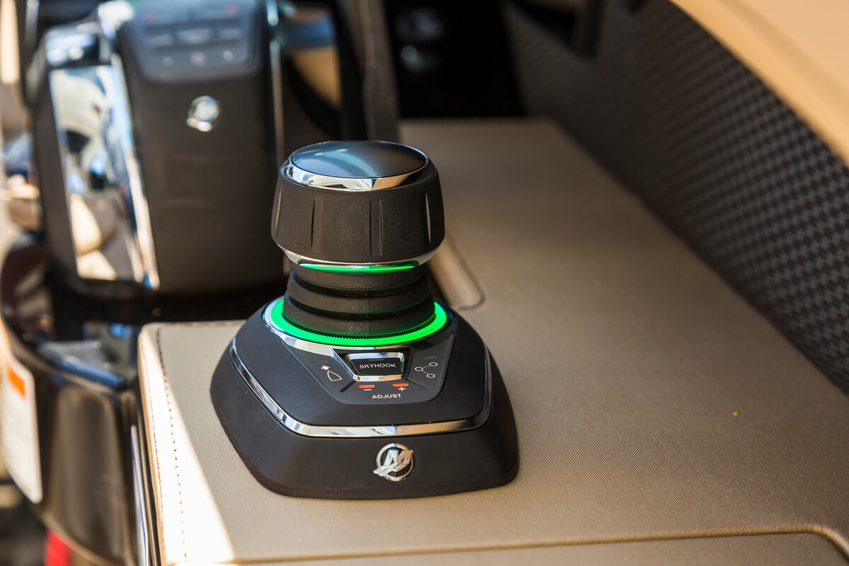 Sea Ray SLX 400 Outboard — foto 15 van 24