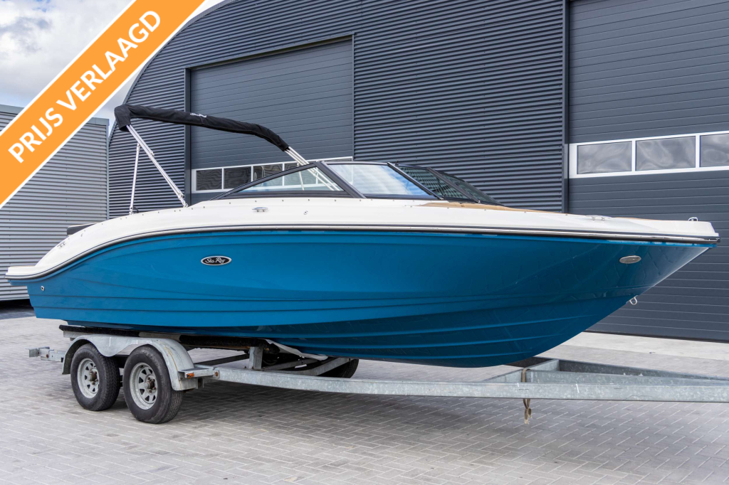 Sea Ray SPX 210 — foto 1 van 37