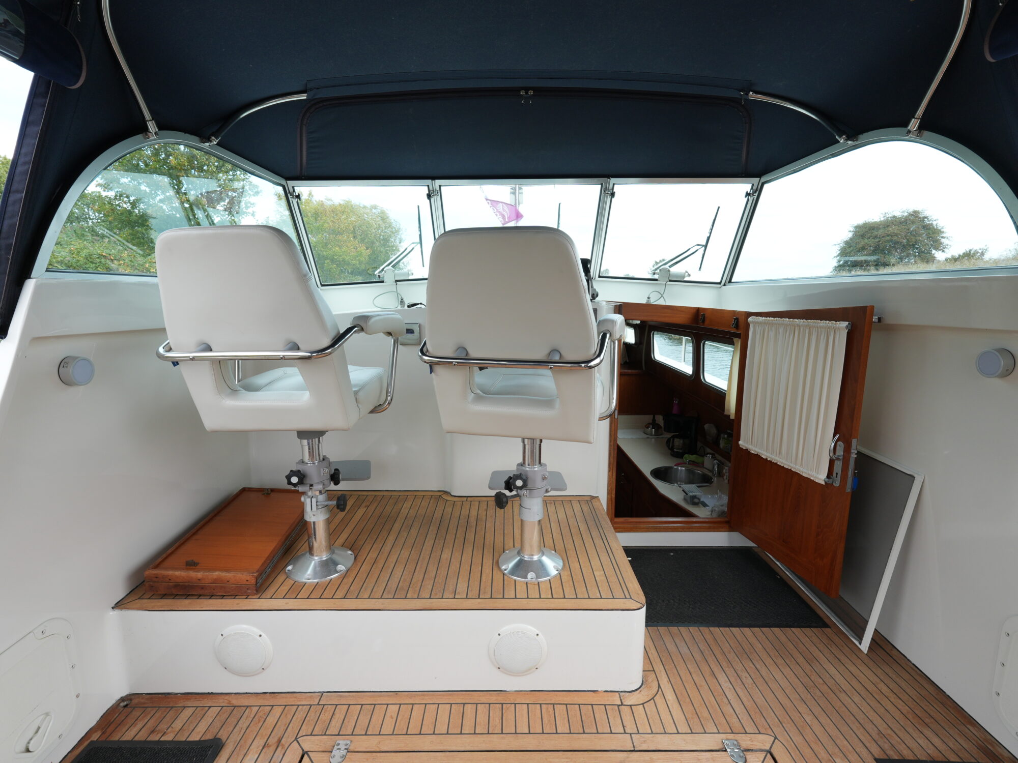 Veha Kruiser 10.20 OK Cabrio — foto 14 van 53