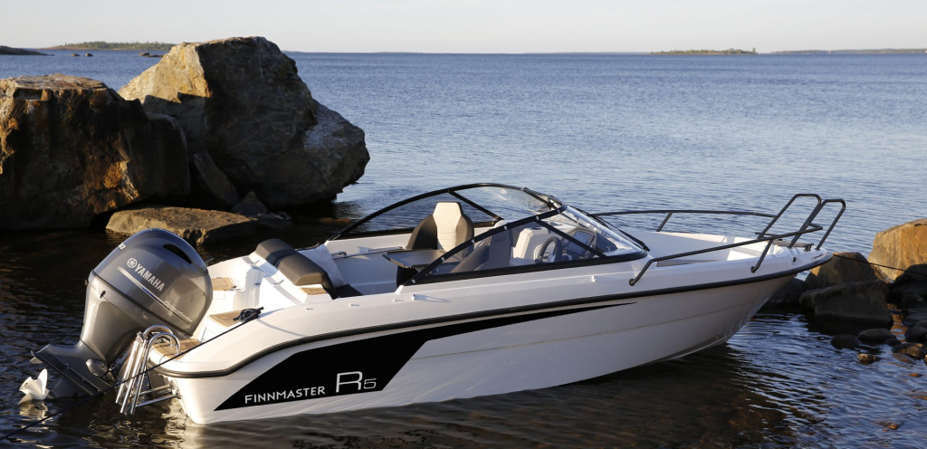 Finnmaster R5 bowrider