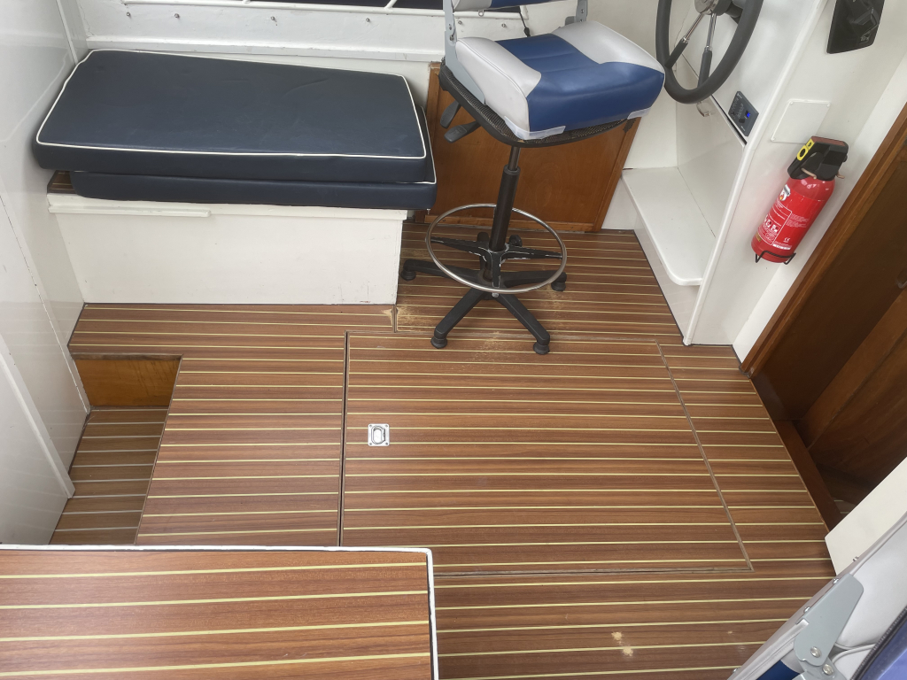 Curtevnne 830 AK 830 ak — foto 14 van 15