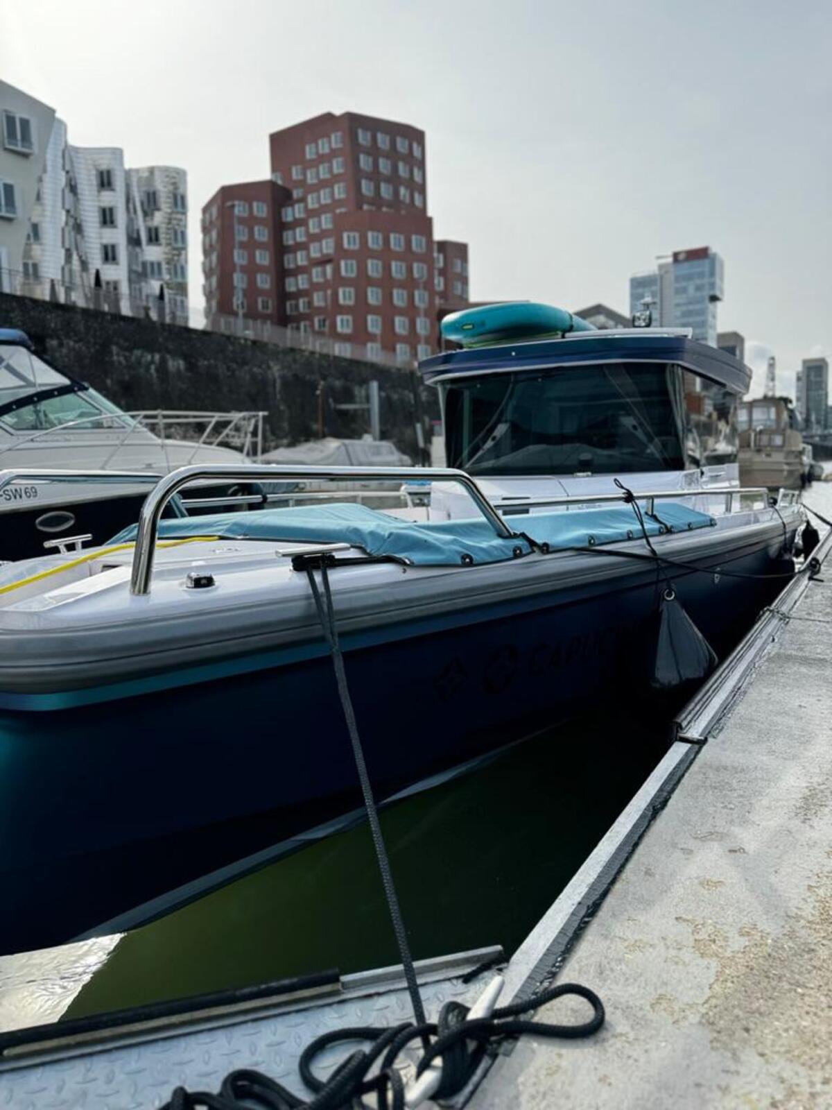 Axopar 28 Cabin — foto 12 van 19