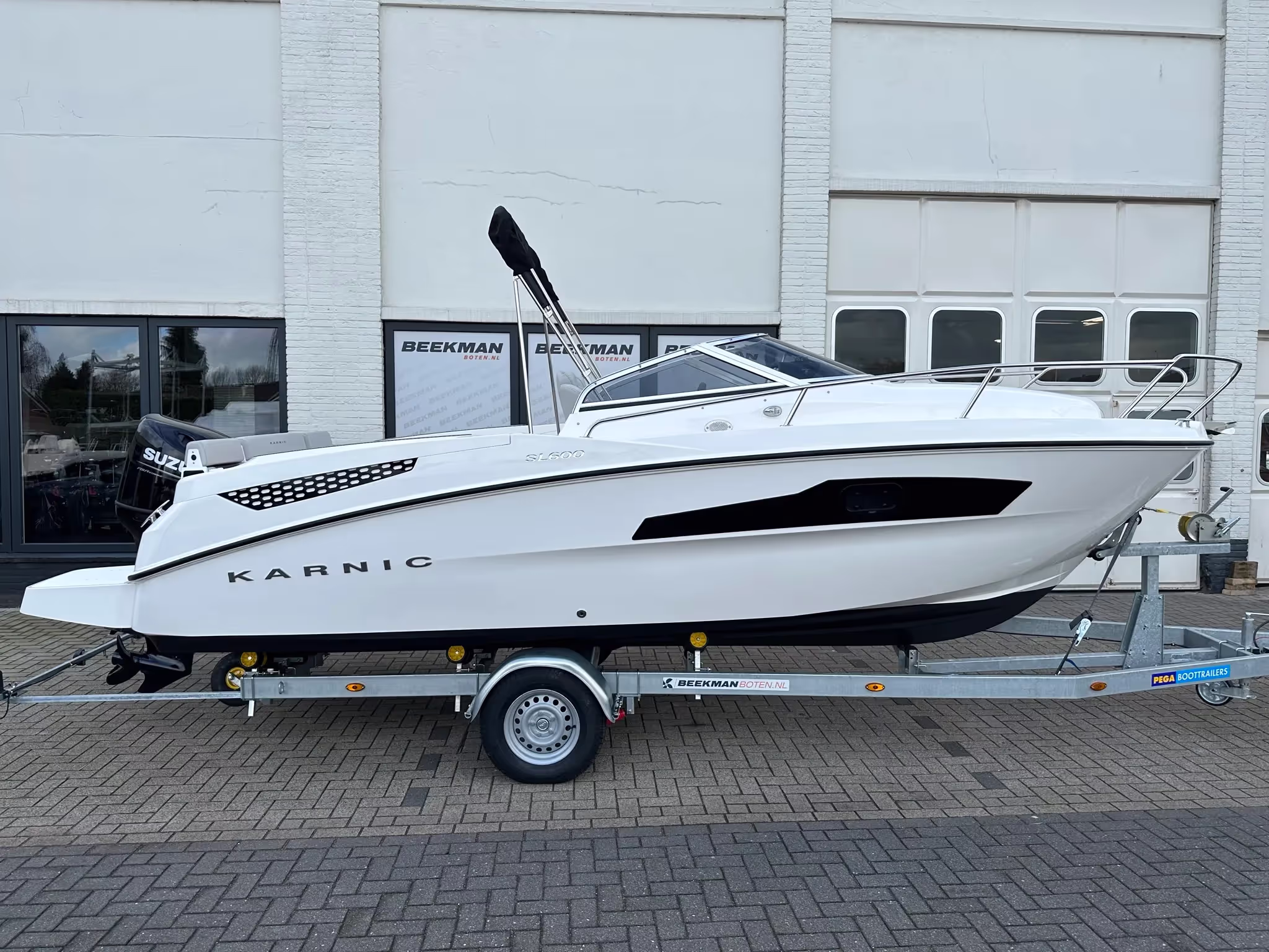 Karnic SL640 Walkaround — foto 2 van 25
