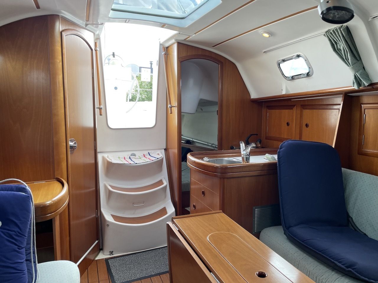 Beneteau 311 Oceanis Clipper — foto 4 van 4