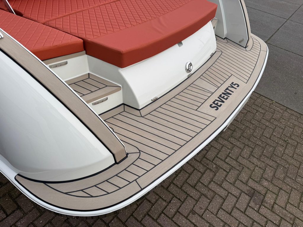 Antaris Seventy5 met Vetus 52 pk — foto 9 van 31
