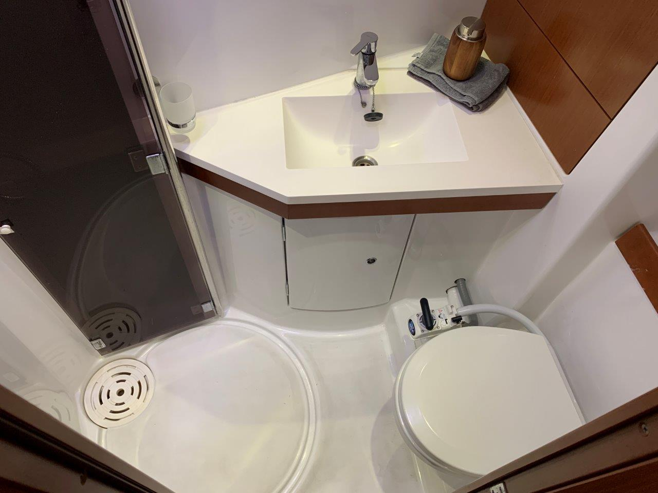 Beneteau Oceanis 46 — foto 55 van 90