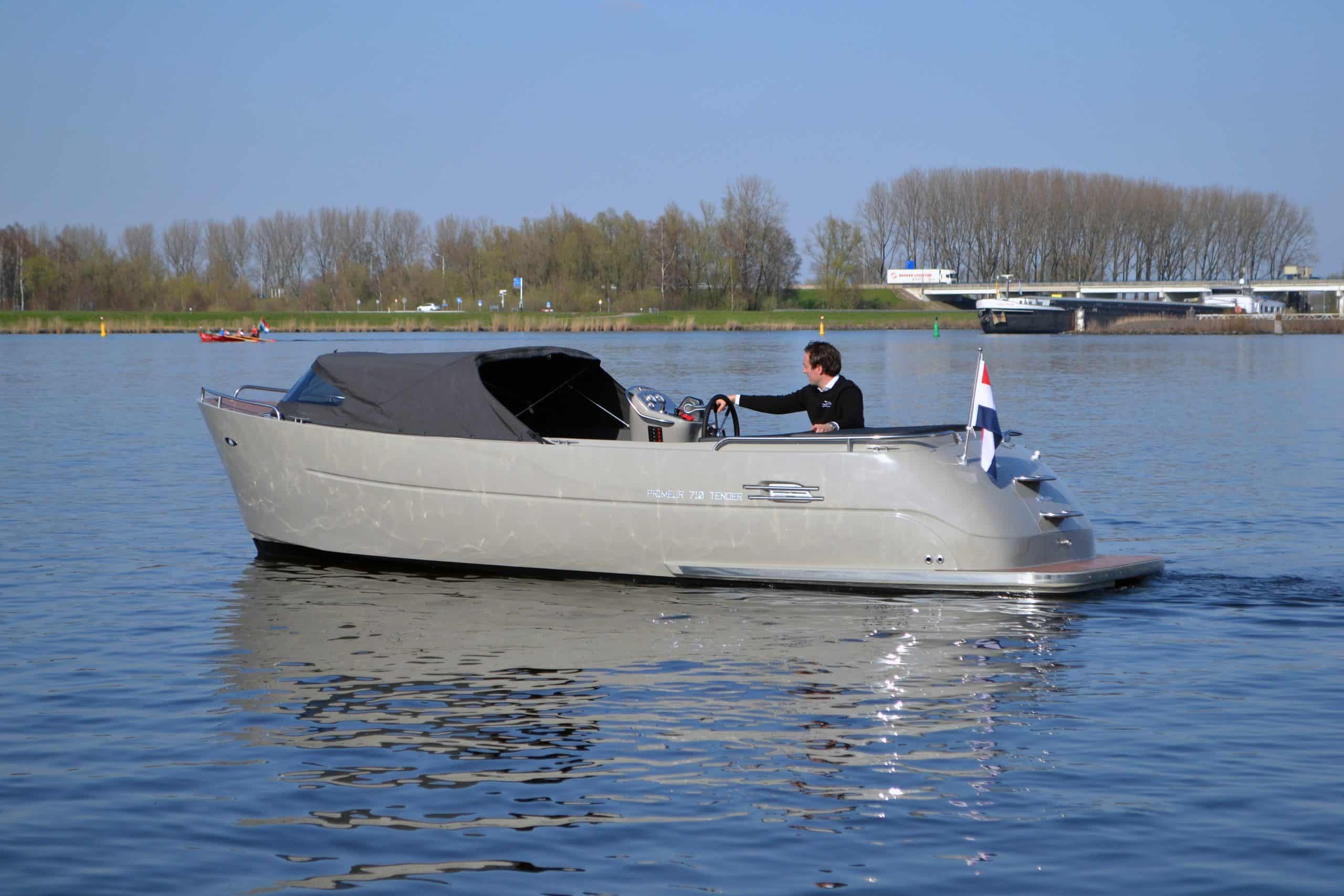 Primeur 710 Tender — foto 9 van 12