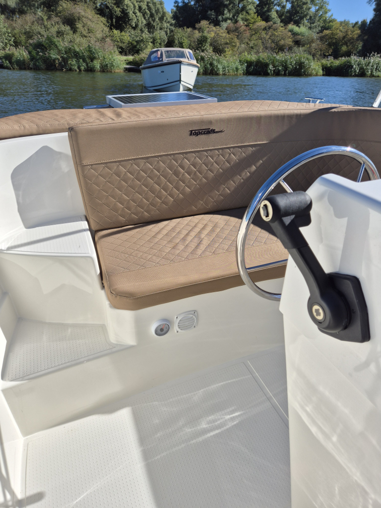 Topcraft 565 Tender | 15/20PK Mercury | Vaarklaar — foto 8 van 9