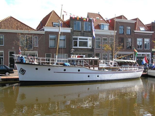De Vries Lentsch Bakdeksalonkruiser 18.00 — foto 1 van 21