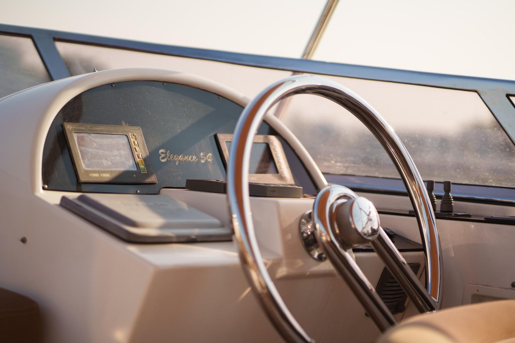 Elegance 54 — foto 40 van 62
