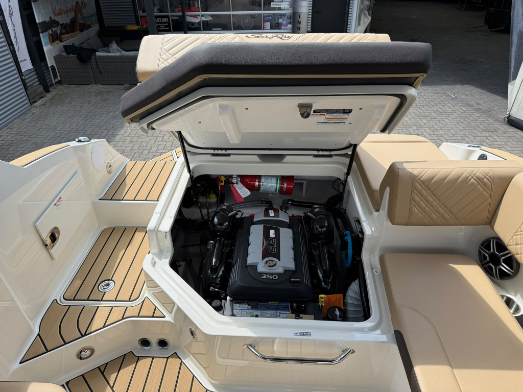 Sea Ray SDX 230 — foto 42 van 50