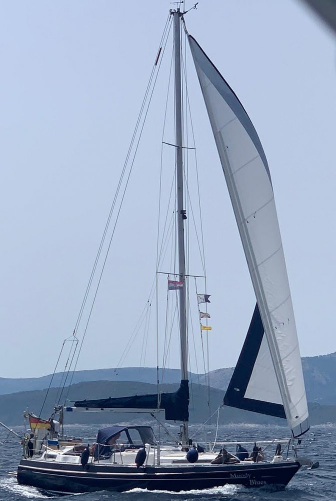 Moody - Sailing Yacht - GRP (Polyester) - 1975 - Offer asked — foto 1 van 11