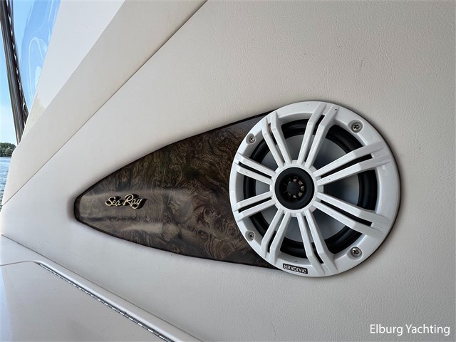 Sea Ray 540 DA — foto 12 van 62