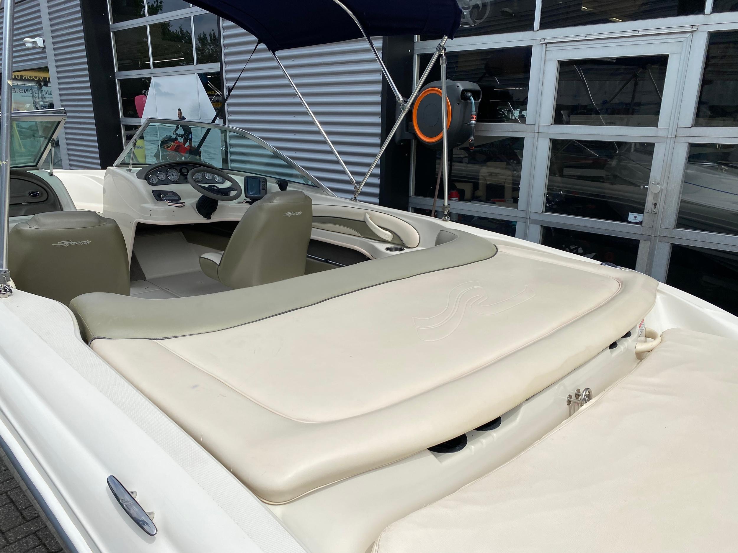 Sea Ray 185 Sport — foto 7 van 16