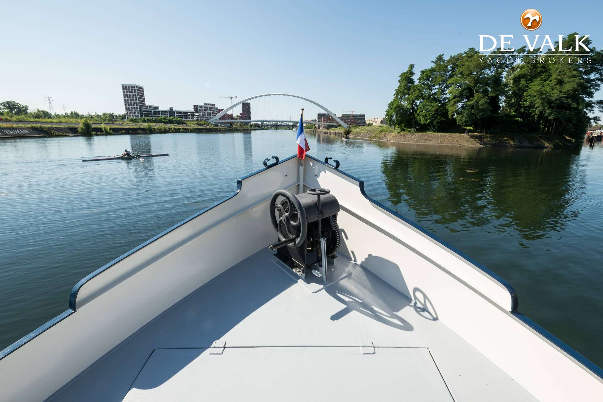 Luxe motor 28M — foto 18 van 44