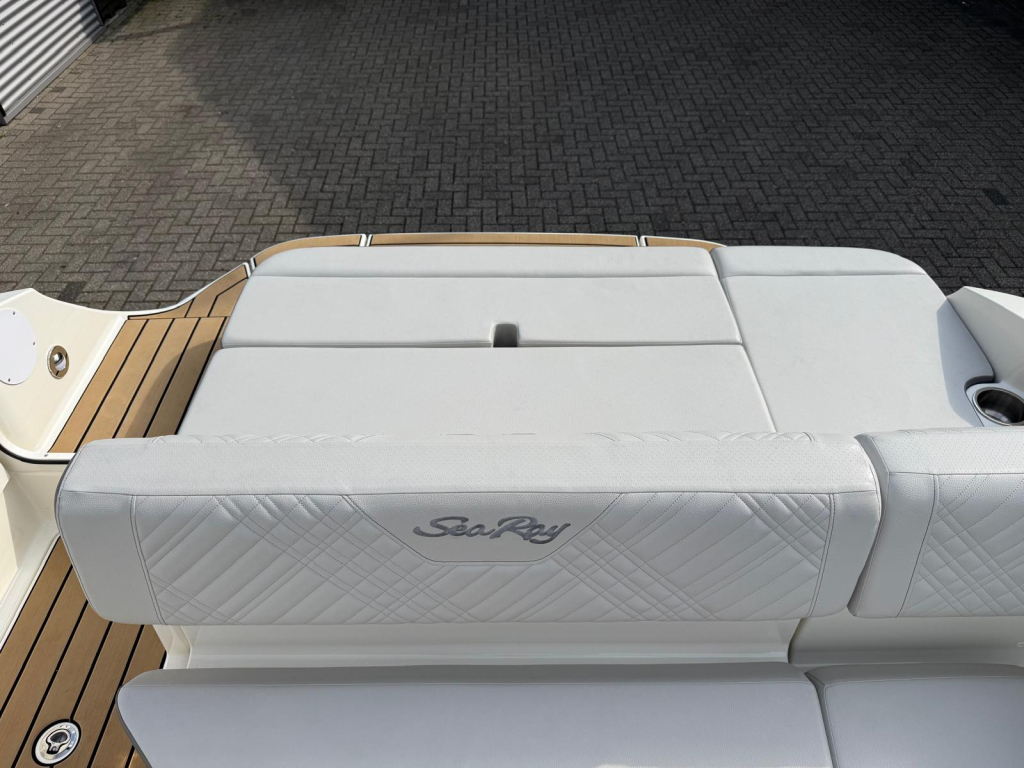 Sea Ray SDX 230 — foto 26 van 46