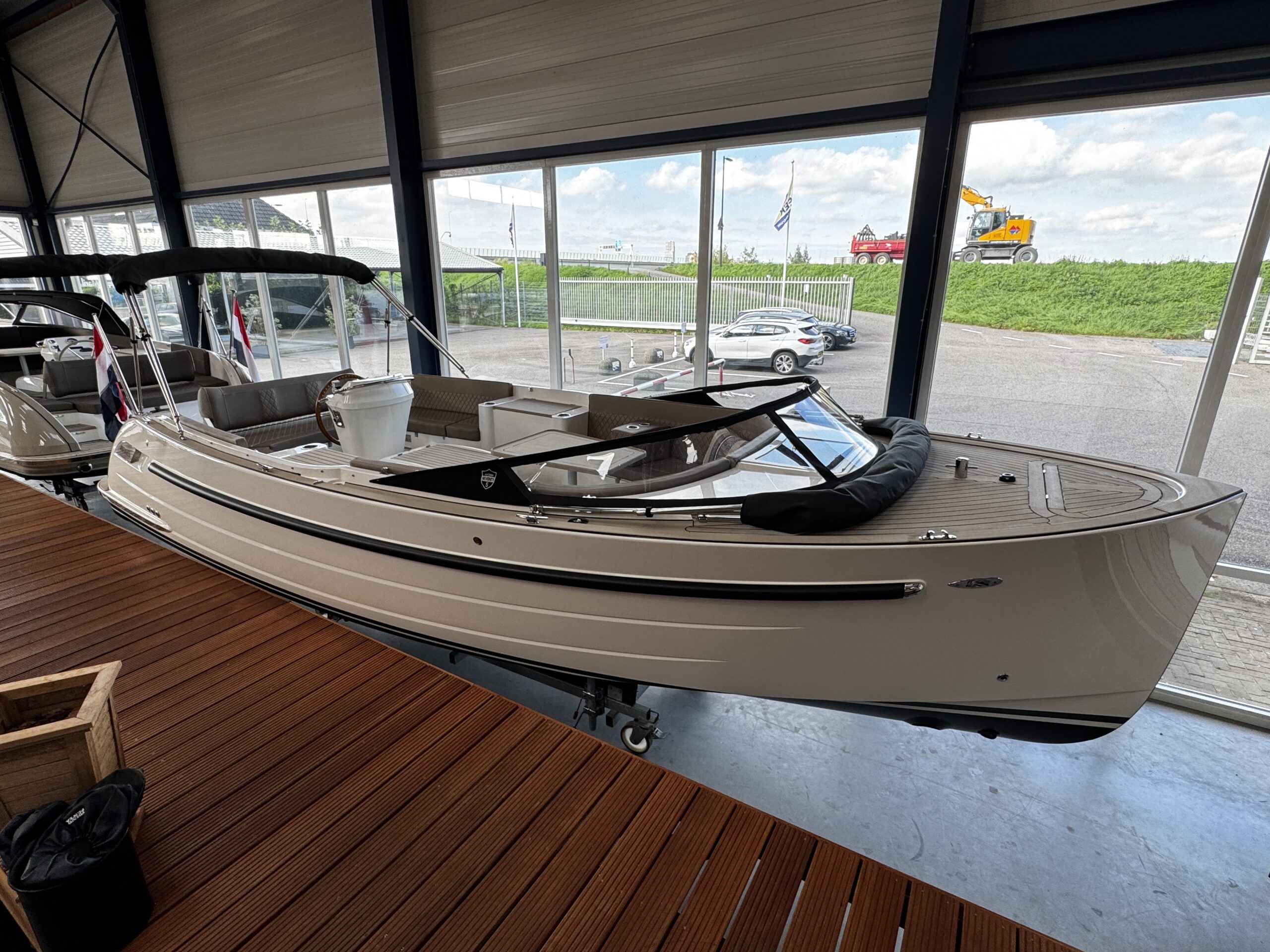 Antaris Seventy5 Hybride (op voorraad) — foto 1 van 14