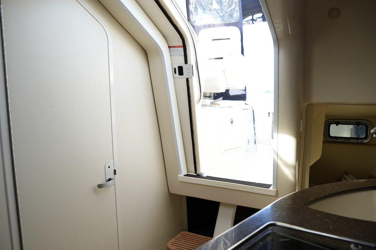 Boston Whaler 285 Conquest — foto 27 van 46