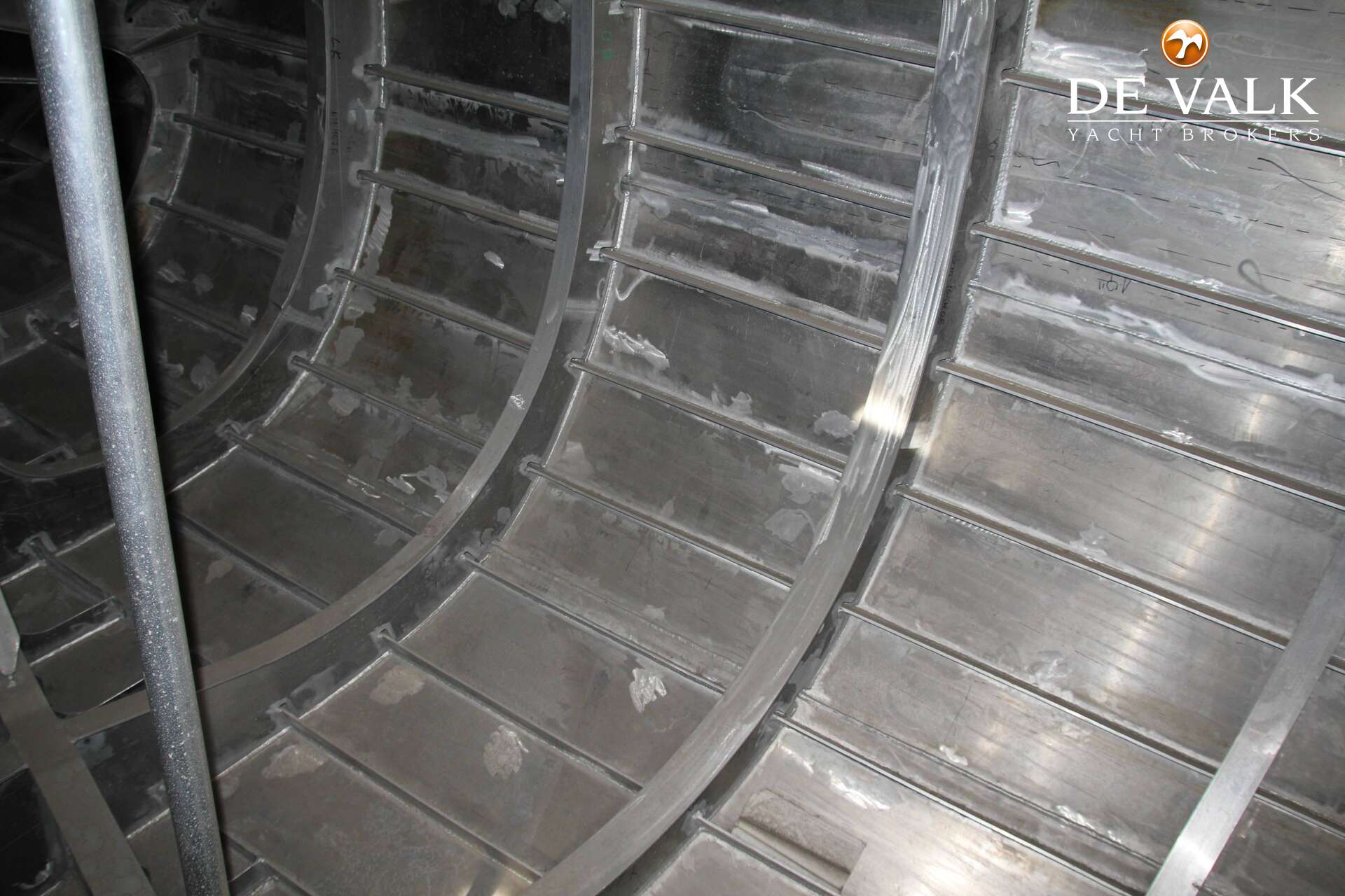 One Off 45 meter Motor Sailer Barracuda design — foto 24 van 24
