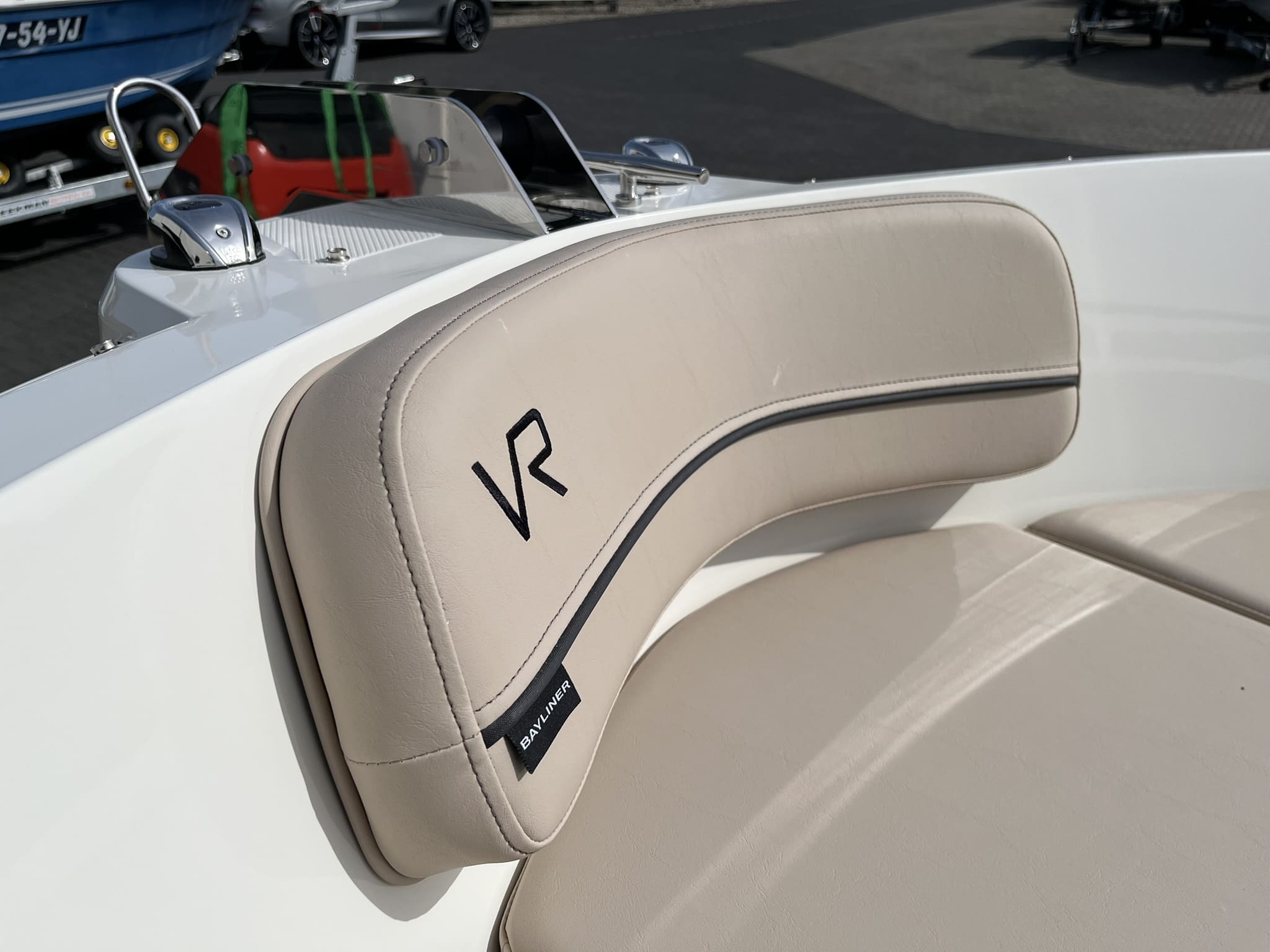 Bayliner VR6 Bowrider — foto 28 van 31