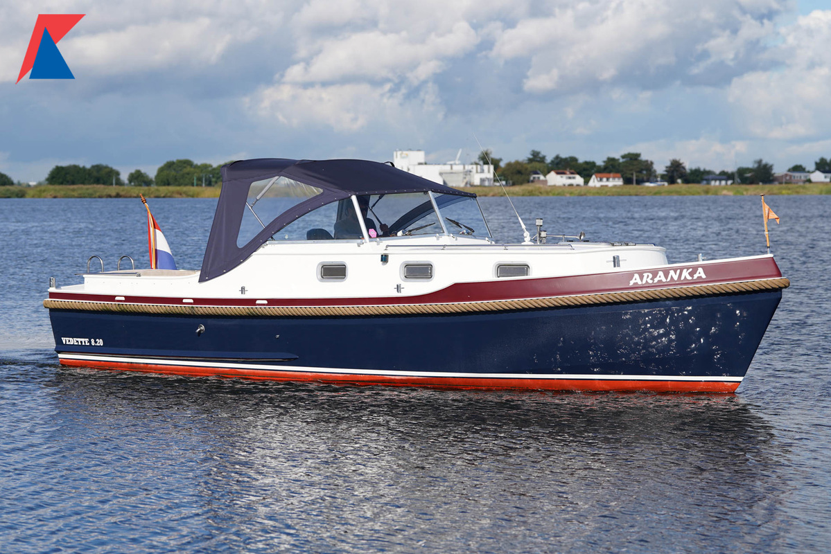 Vedette 8.20 V/OK — foto 1 van 47