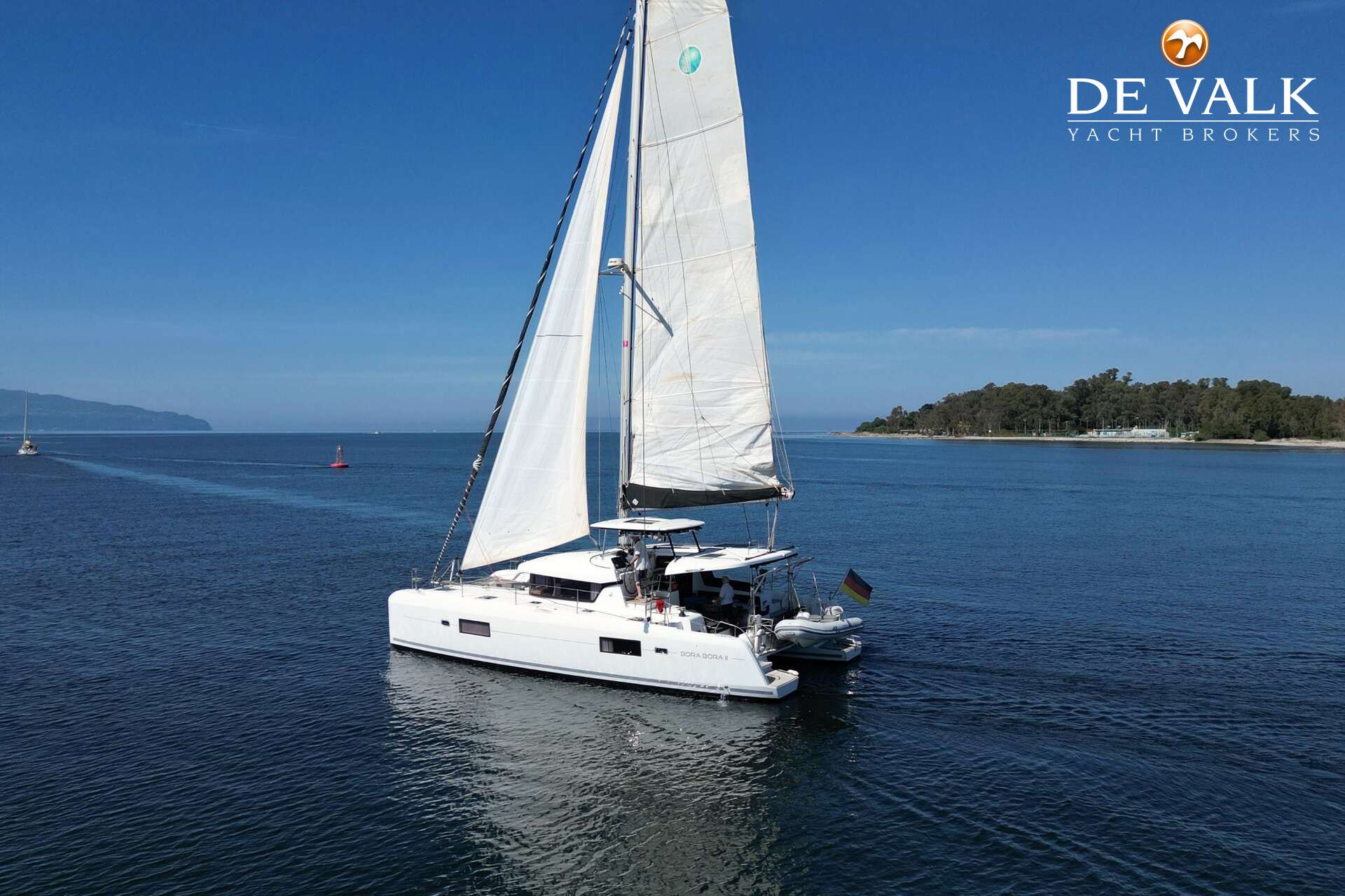 Lagoon 42