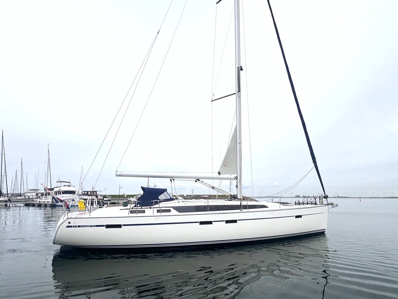 Bavaria Cruiser 51 — foto 1 van 60