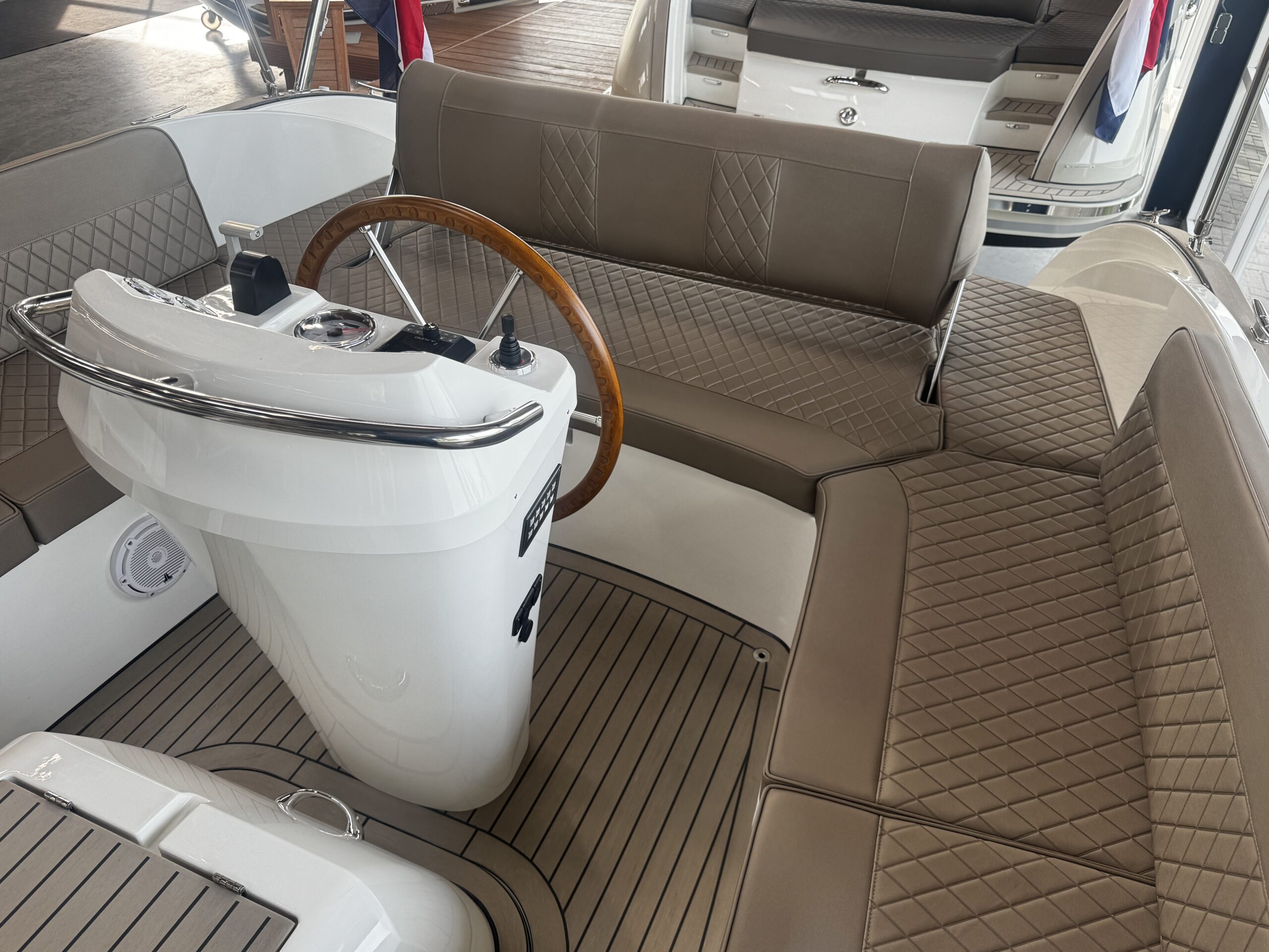 Antaris Seventy5 Hybride (op voorraad) — foto 12 van 14