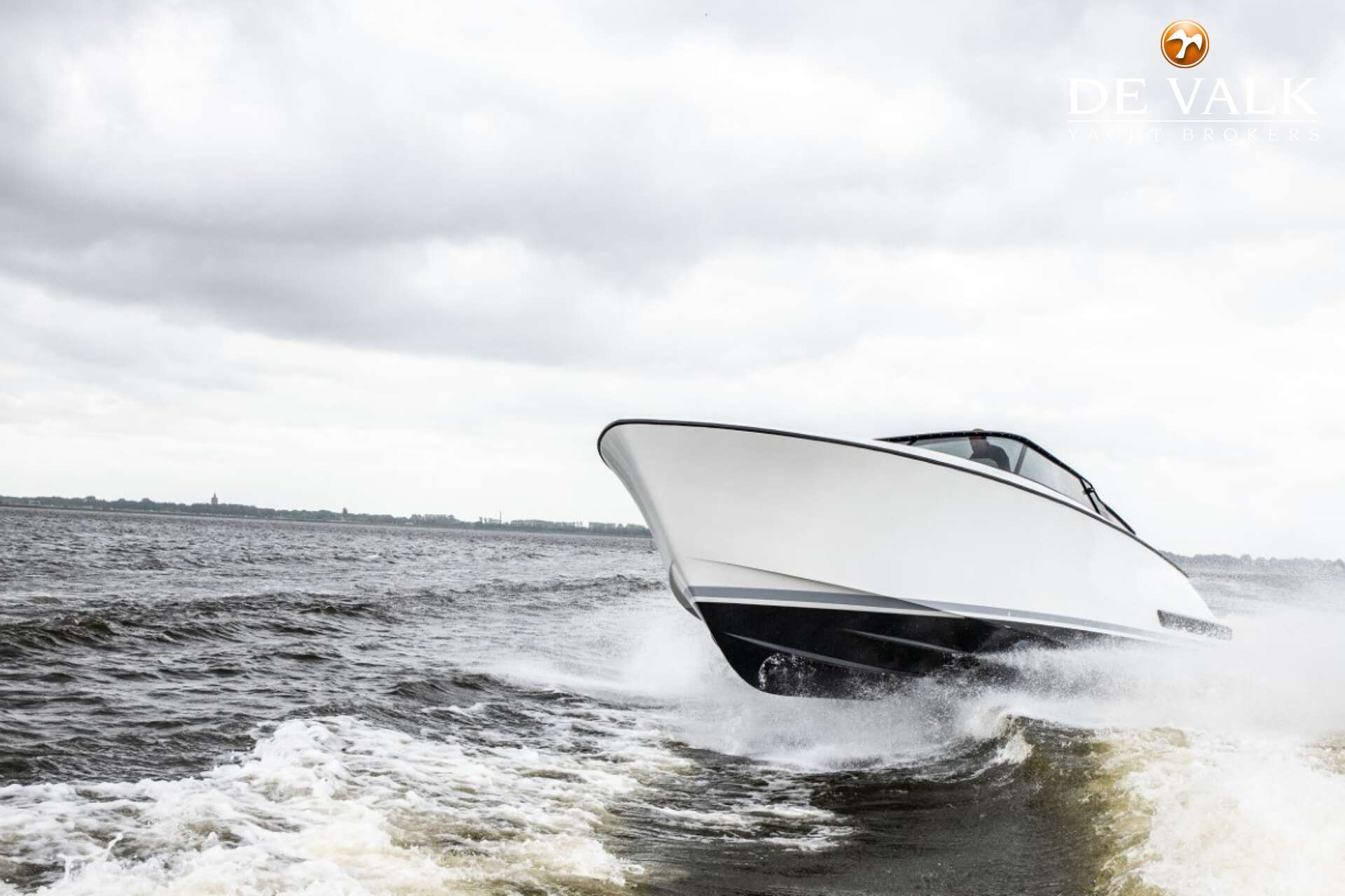 Reborn 40 R Cabin — foto 15 van 35