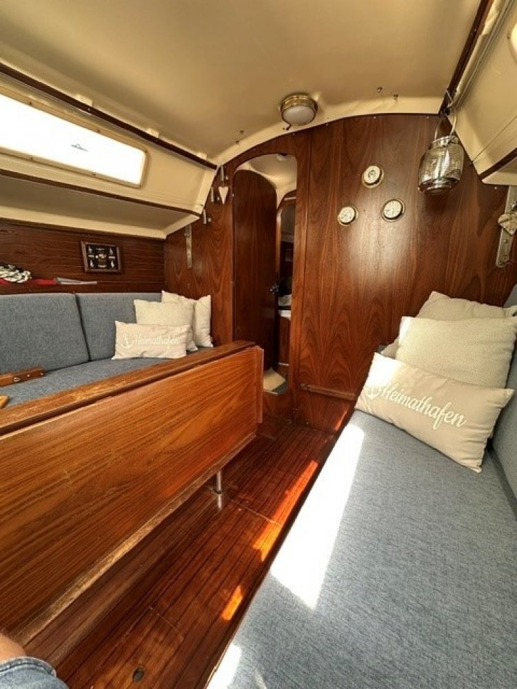 Dufour - Sailing Yacht - GRP (Polyester) - 1979 - € 19.500 — foto 8 van 11