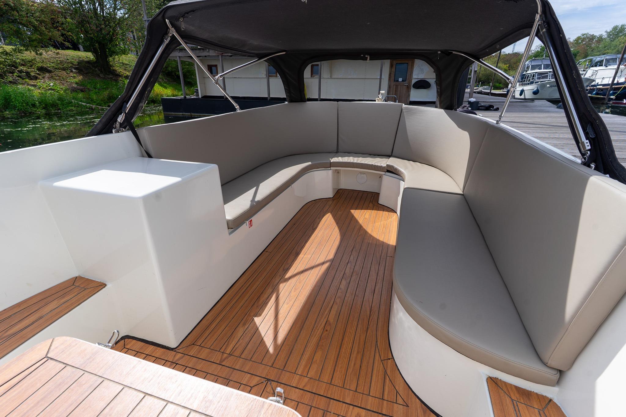 Tender Excellent 750 — foto 8 van 13