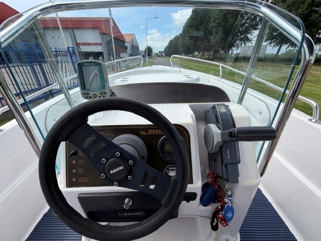 Ranieri Azzura — foto 4 van 5