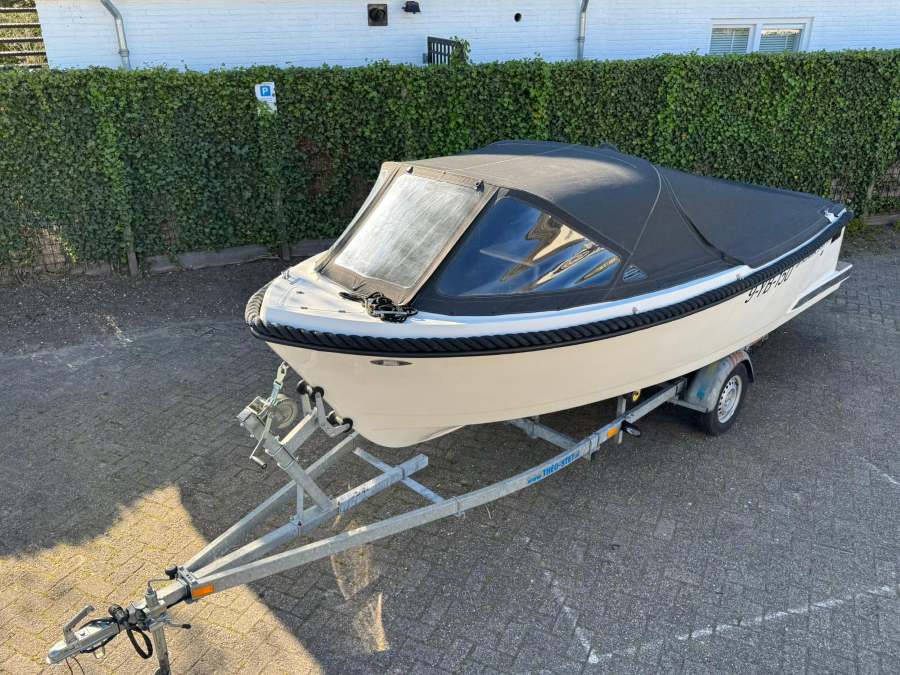 Admiraal 555 tender Suzuki 30pk — foto 4 van 7