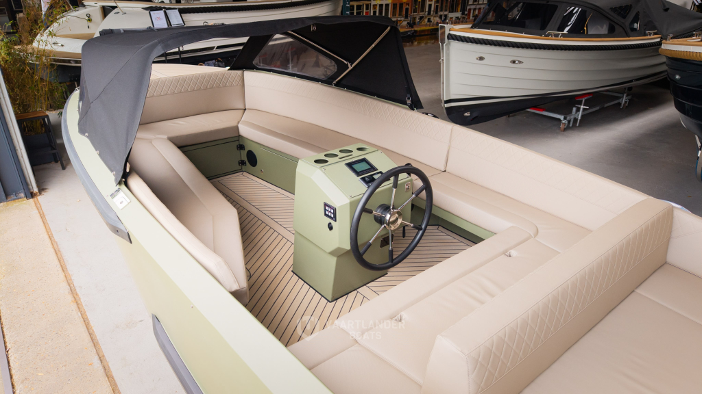 Qualia QT20 E | Elektrische aluminium tender — foto 14 van 24