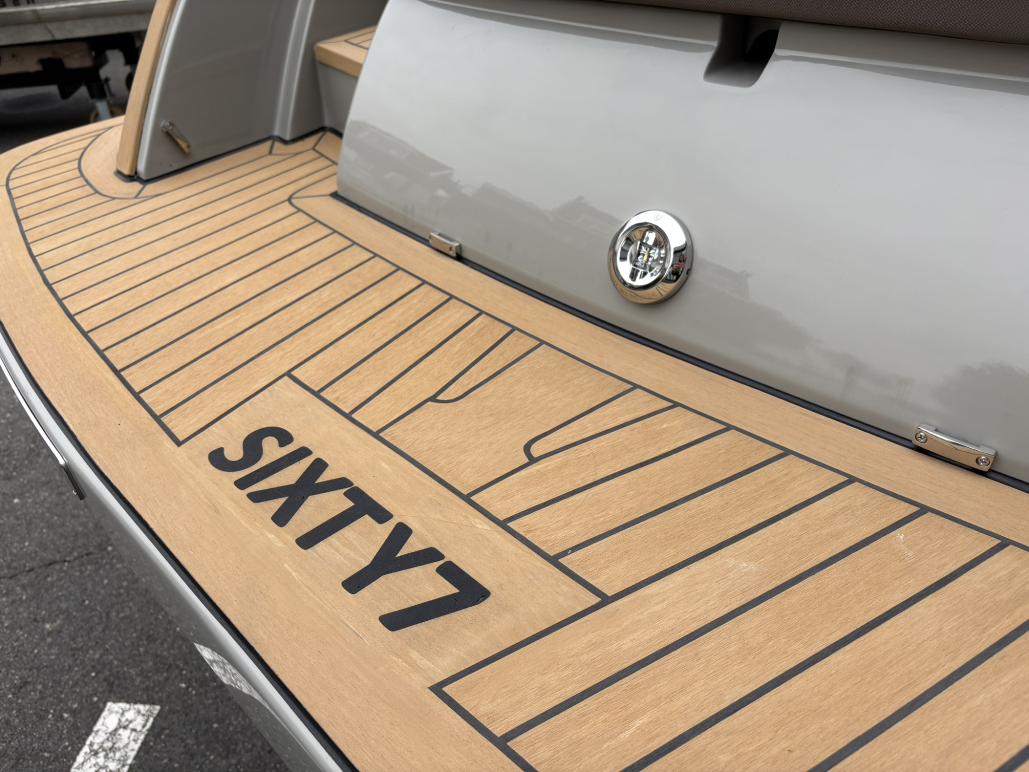 Antaris Sixty7 met Vetus 42 pk in RAL 7030 op voorraad! — foto 14 van 14
