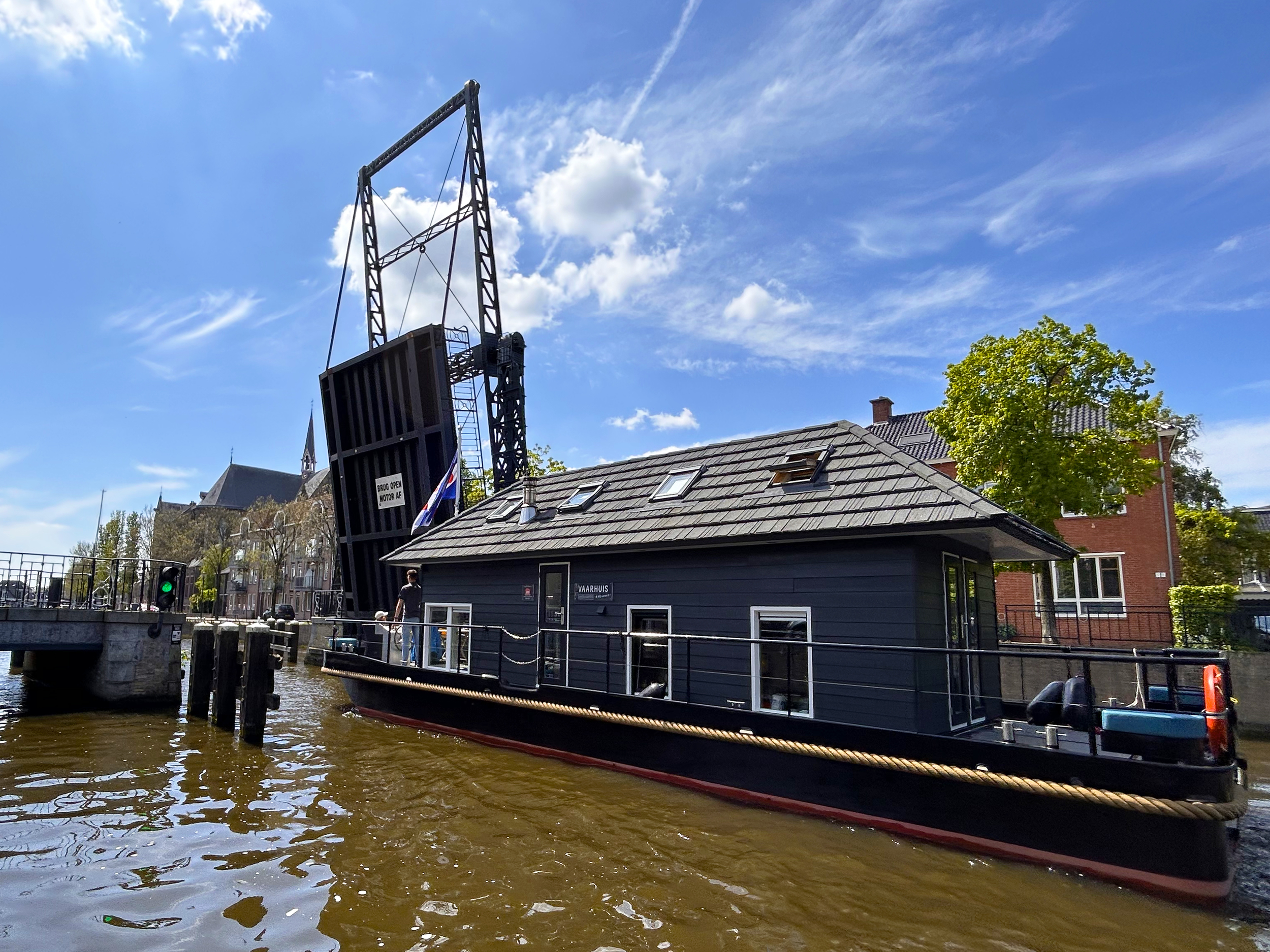 Prins HomeShip 1350 | VaarHuis | Houseboat | Flark | Varende Huisboot — foto 3 van 47