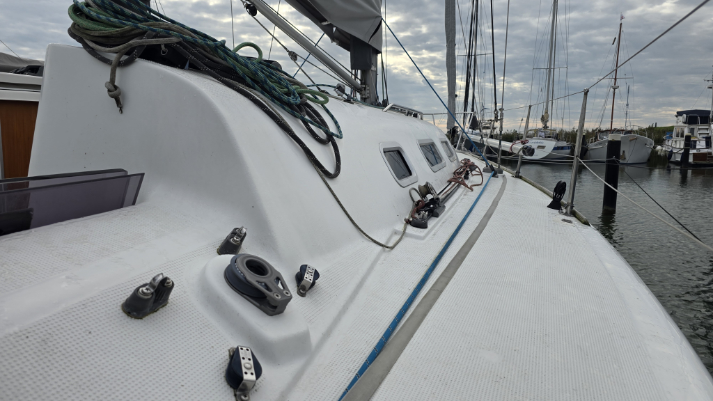 Beneteau First 40.7 — foto 11 van 35