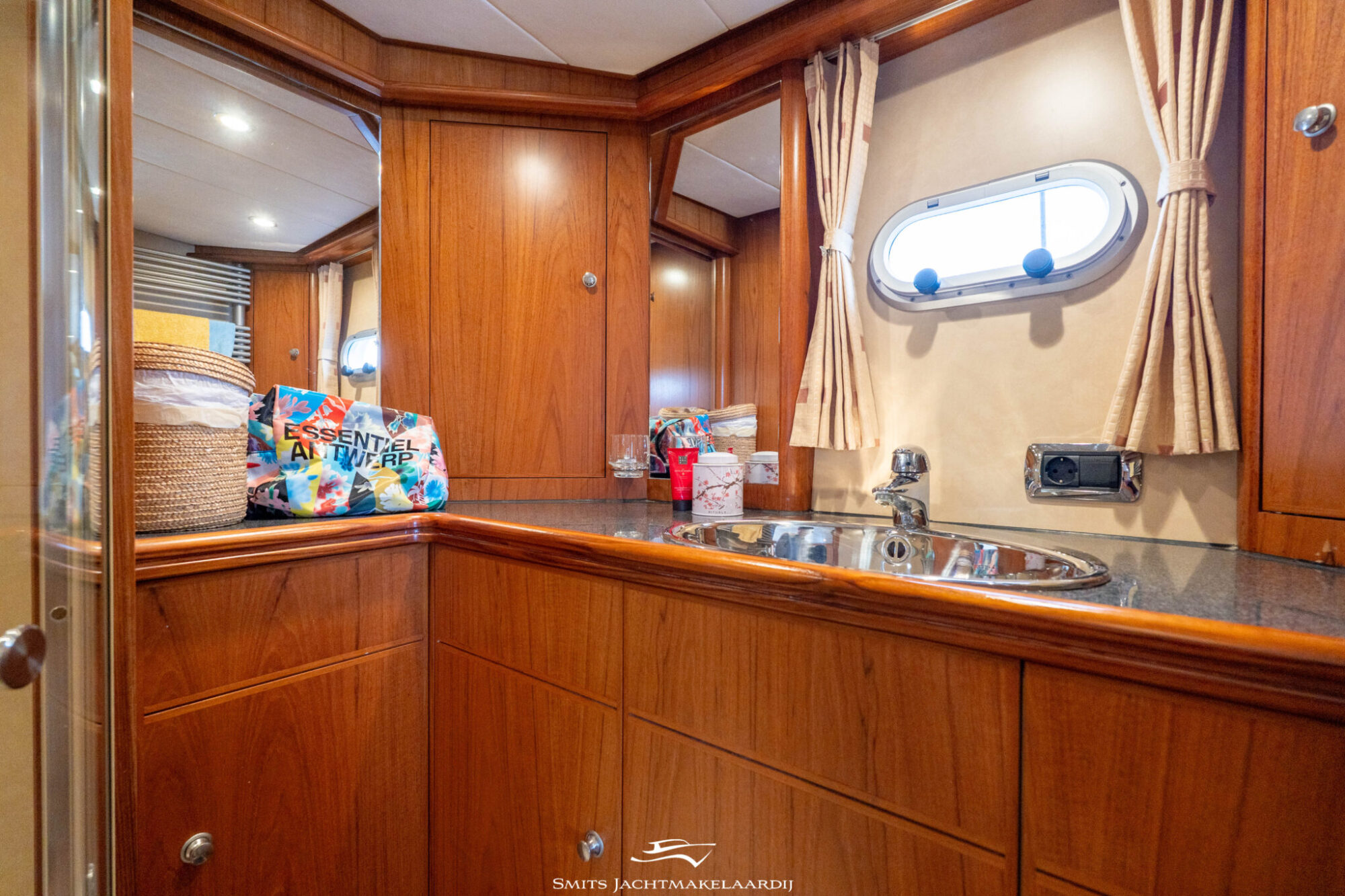 Van der Valk Valk Continental 15.50 Cabrio — foto 46 van 105