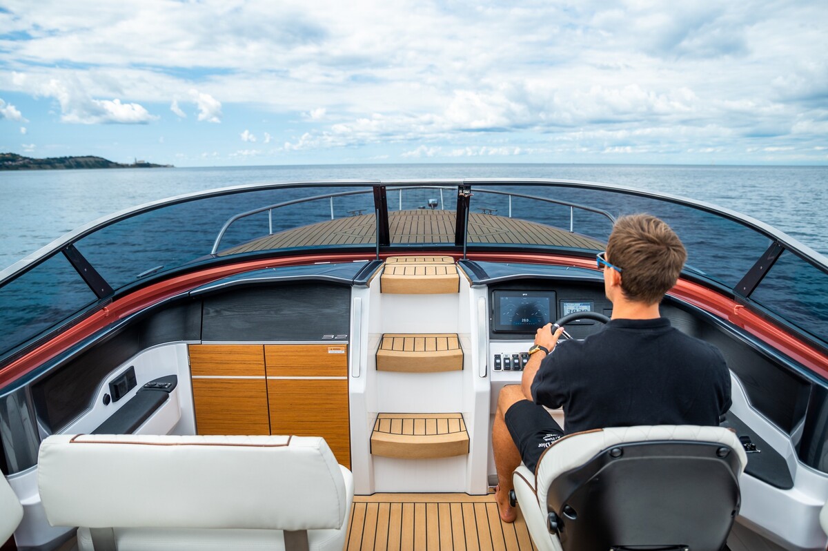 Alfastreet Marine 32 Cabin Sport - Outboard Series — foto 12 van 36