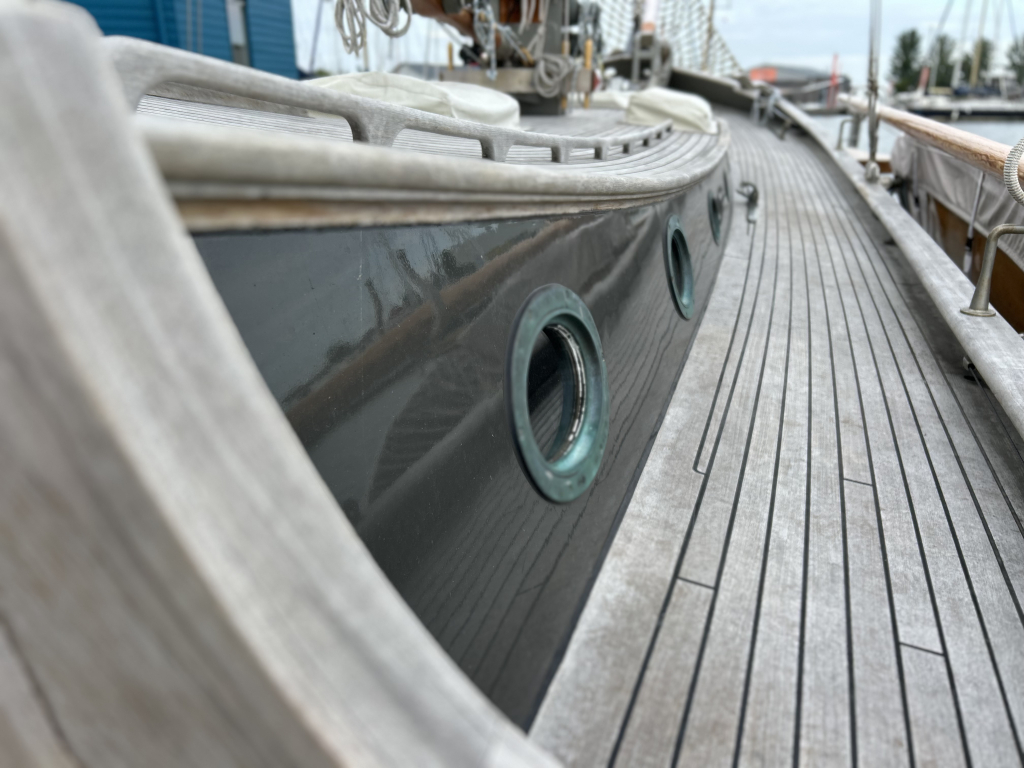 Lemsteraak Witte Eend - Roefuitvoering Hoek Design — foto 12 van 38