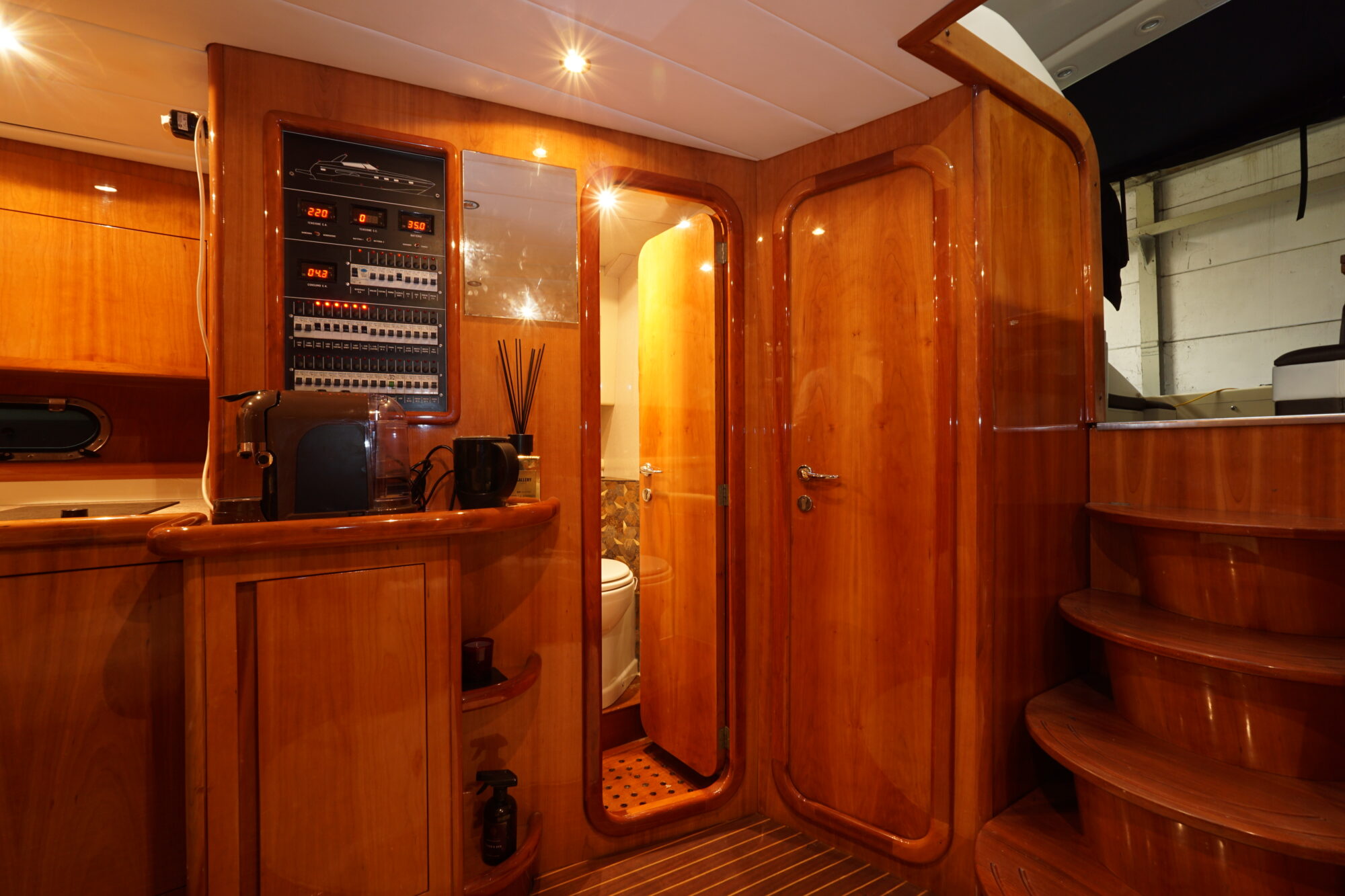 Airon Marine 425 HT — foto 40 van 58